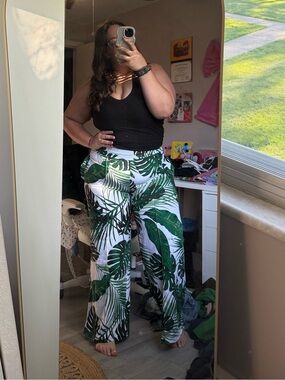 Wide leg palm pants